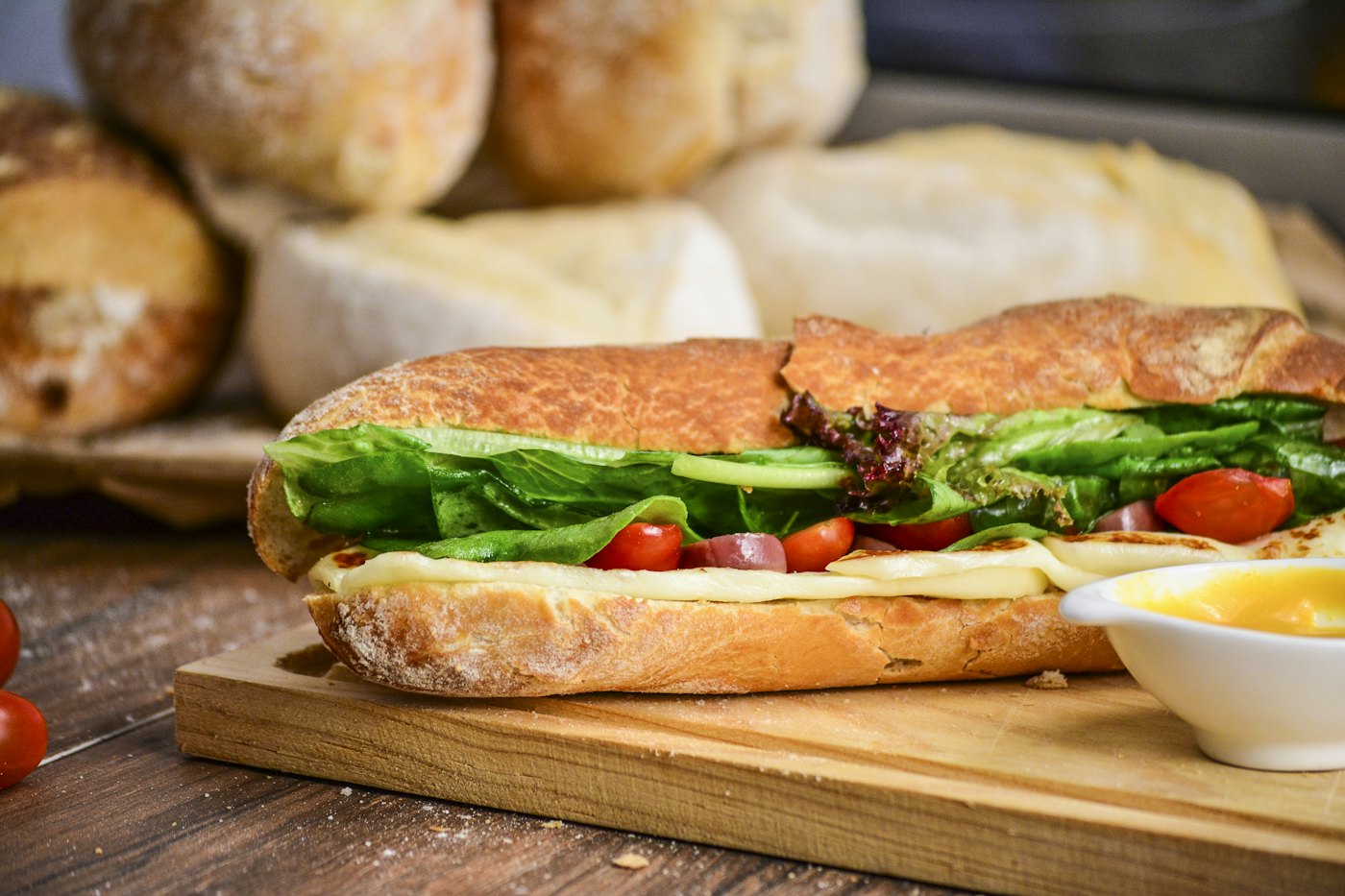 Panino casereccio farcito